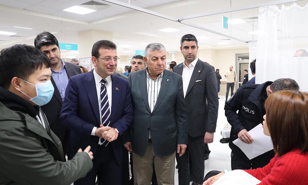 Başkan Gökhan Yüksel ve İBB Başkanı Ekrem İmamoğlu’ndan Uçak Kazasında Yaralanan Vatandaşlara Ziyaret