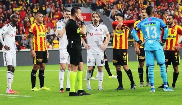 IFAB’dan TFF’ye kural hatası cevabı! Göztepe-Beşiktaş maçı tekrar….