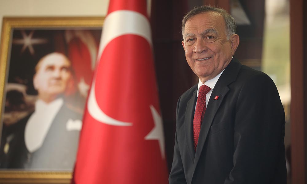“Cumhuriyetin ve devletin temsilcisi ve sahibi Türk milletidir”
