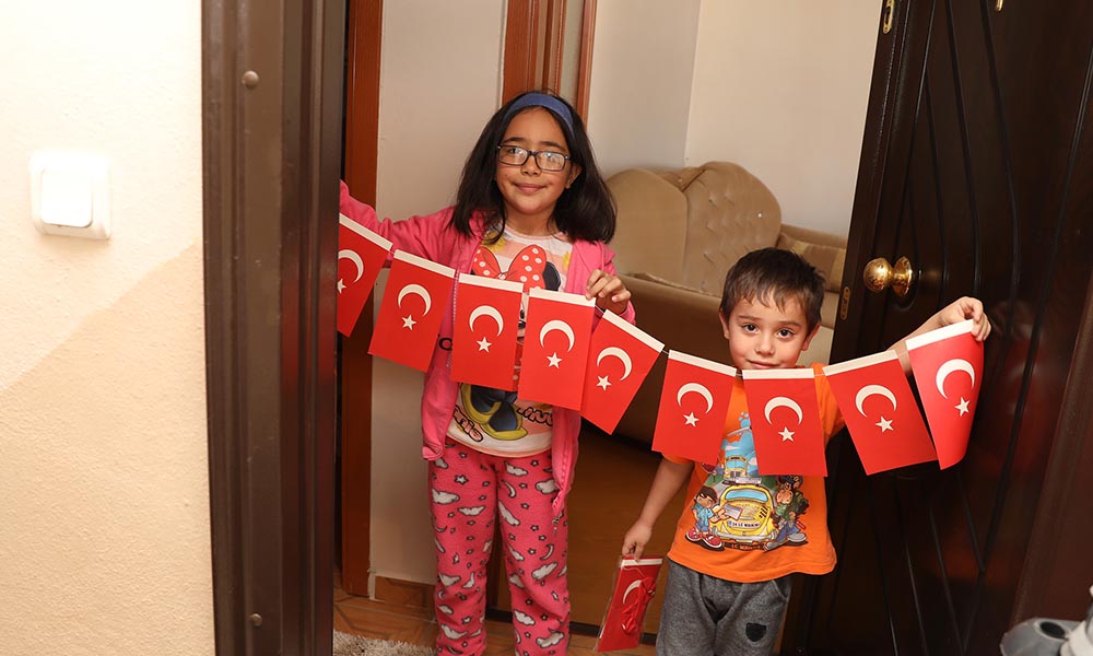 Mudanya Belediyesi, Egemenliğin 100. Yılında bayramı evlere taşıyor