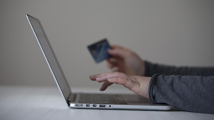 Tüketiciye internet alışverişi uyarısı: Yüksek limitli kart kullanmayın