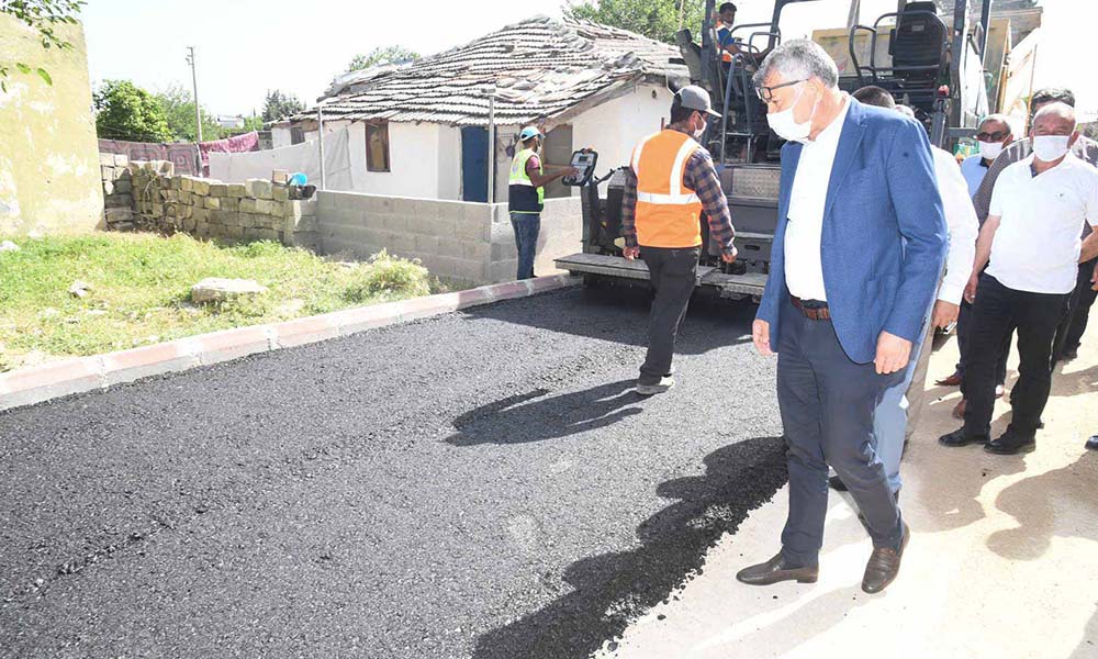 Başkan Zeydan Karalar’dan İmamoğlu’nda asfalt incelemesi