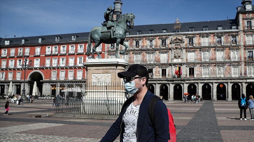 İspanya, Temmuz ayında sınırlarını turistlere açıyor