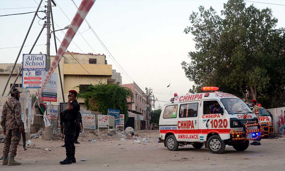 Pakistan’da düşen uçağın kara kutusu bulundu