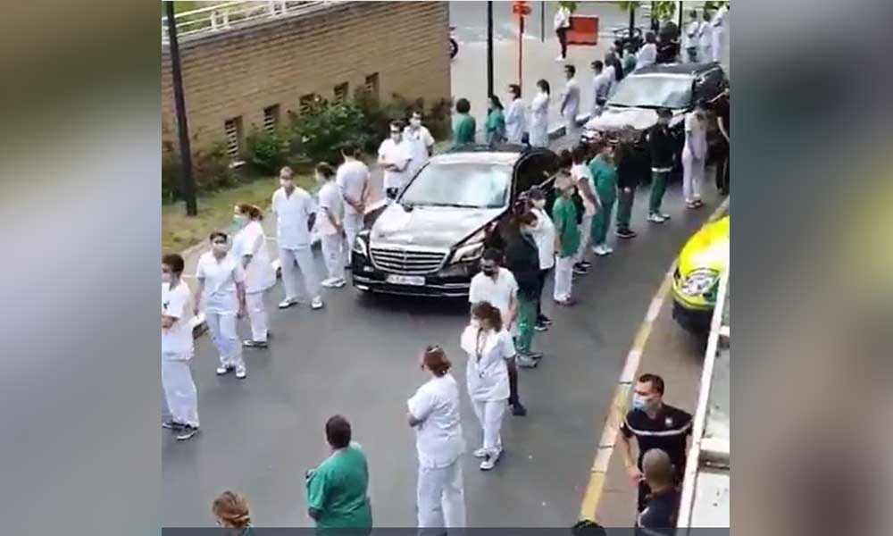 Sağlık çalışanları Başbakan’ı sırtı dönük karşıladı