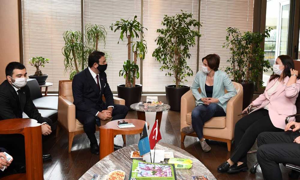 Canan Kaftancıoğlu, Beşiktaş Belediyesi’ni ziyaret etti
