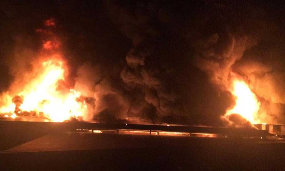 Antalya’da büyük yangın: 11 itfaiye aracı gönderildi
