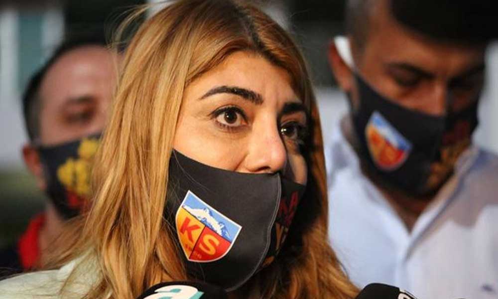 Kayserispor’da gerginlik: Berna Gözbaşı’nın üzerine yürüdü