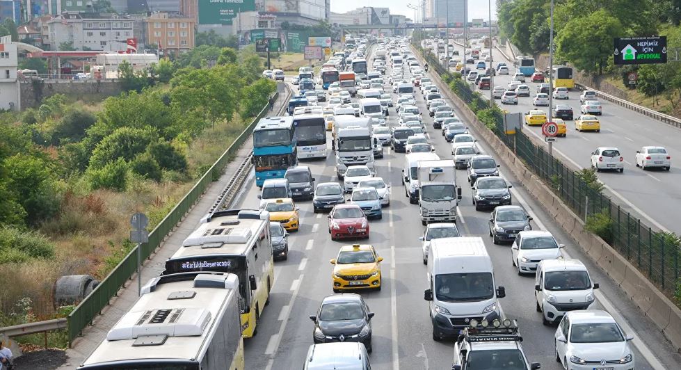 İstanbul’da trafik yoğunluğu yüzde 65’e ulaştı