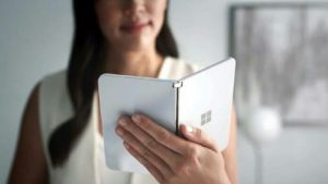 Microsoft Surface Duo ile sektörde yer edinmek istiyor