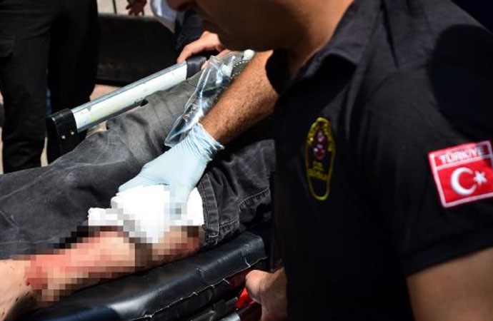 Adana Adliyesinde silahlı saldırı: 3 çocuk 6 yaralı