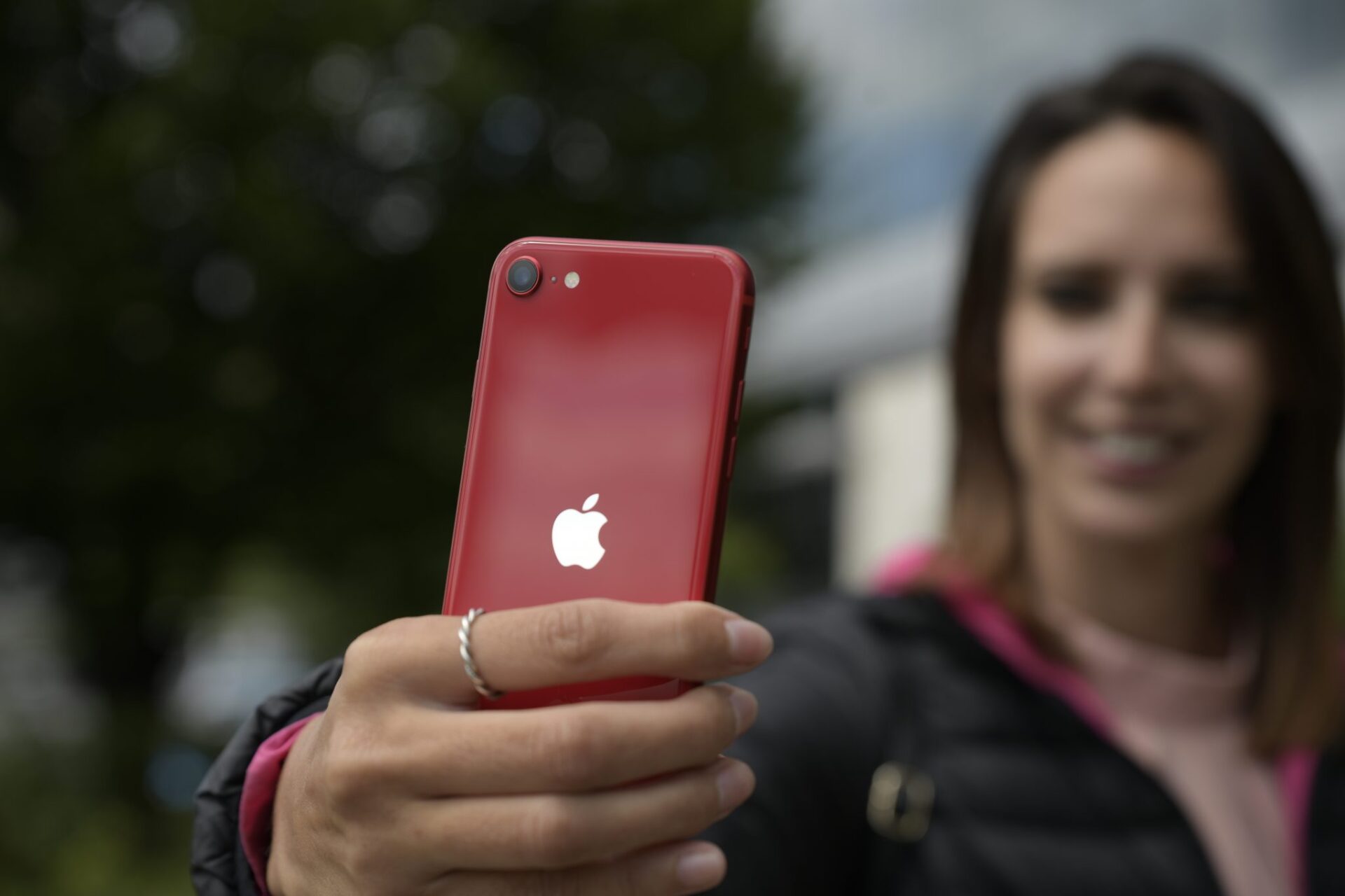 Apple ucuz iPhone üretme kararı aldı