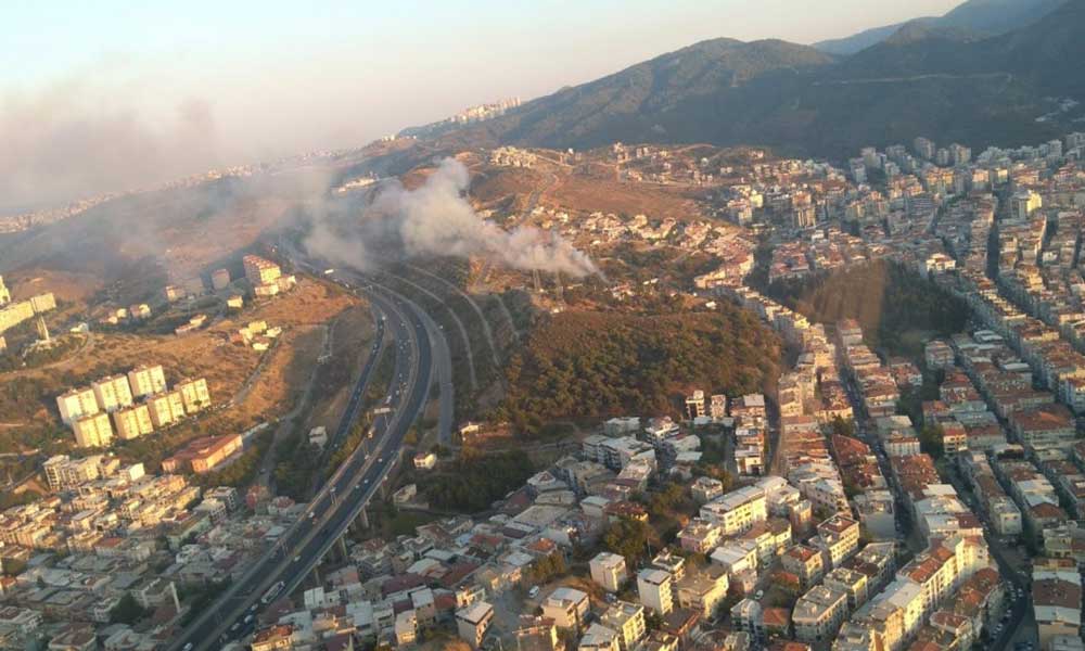 İzmir’de yangın! Evden makilik alana sıçradı