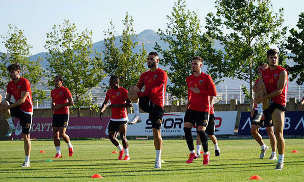 Kayserispor Başakşehir maçı hazırlıklarına devam ediyor