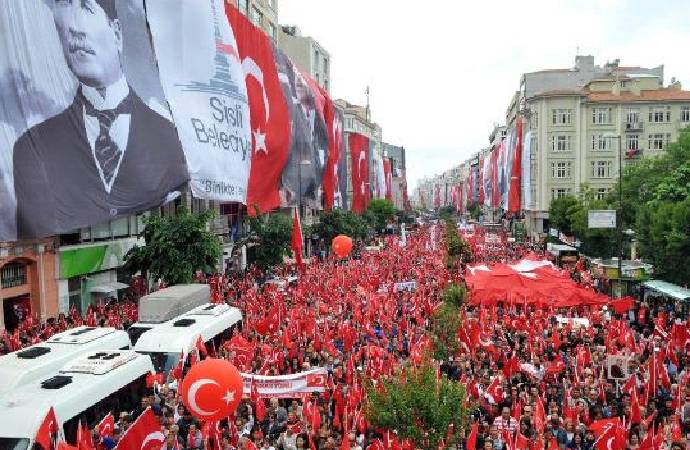 AKP’nin gün gün 18 yıllık ulusal bayram alerjisi