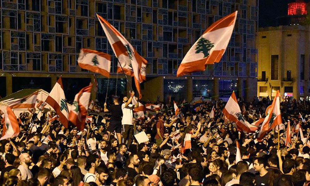 Beyrut patlamasının ardından Lübnan’da hükümet istifa etti