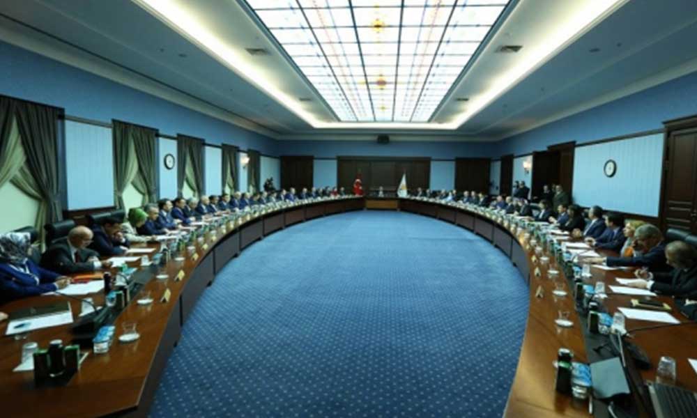 İstanbul Sözleşmesi’nin kaldırılması görüşülecekti: AKP’nin MYK toplantısı ertelendi
