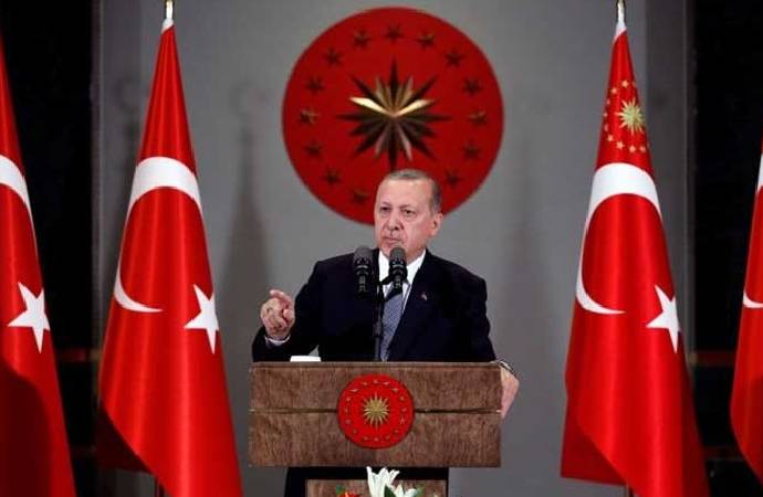 “Erdoğan ikinci kez seçilme hakkını da kullandı, üçüncü kez olamaz”