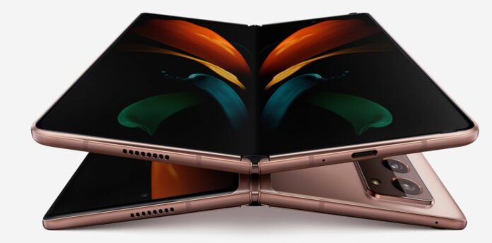 Merakla beklenen Galaxy Z Fold 2 tanıtıldı