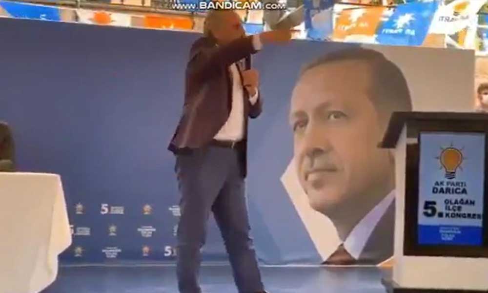 AKP kongresine gelenler Ahmet Hamdi Çamlı’nın ne dediğini bir türlü anlayamadı