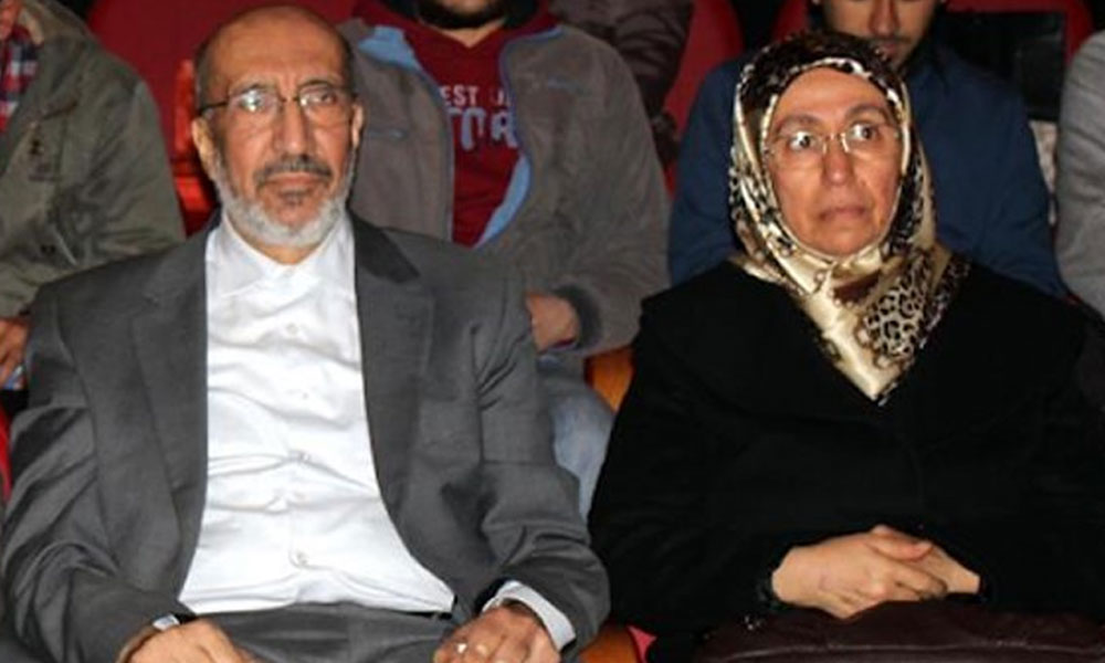 Dilipak’ın eşi AKP’lilere isyan etti: Emine Erdoğan hanımla aynı masada…