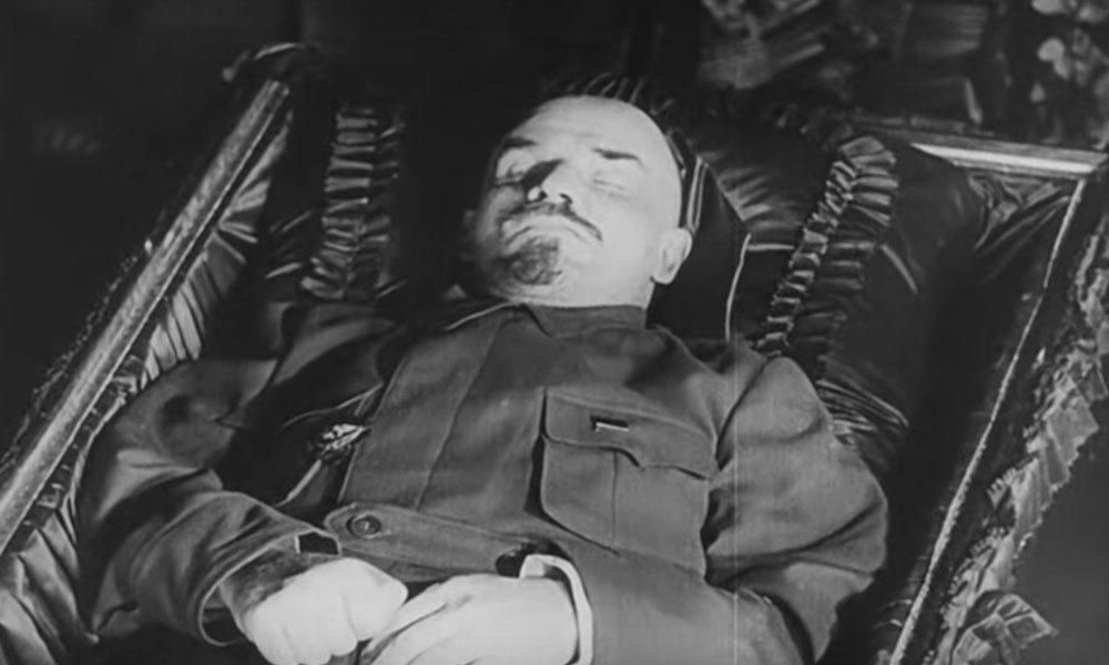 Lenin’in naaşı için ABD’de 50 milyon dolar toplandı! ‘O tüm dünya proletaryasının lideri’