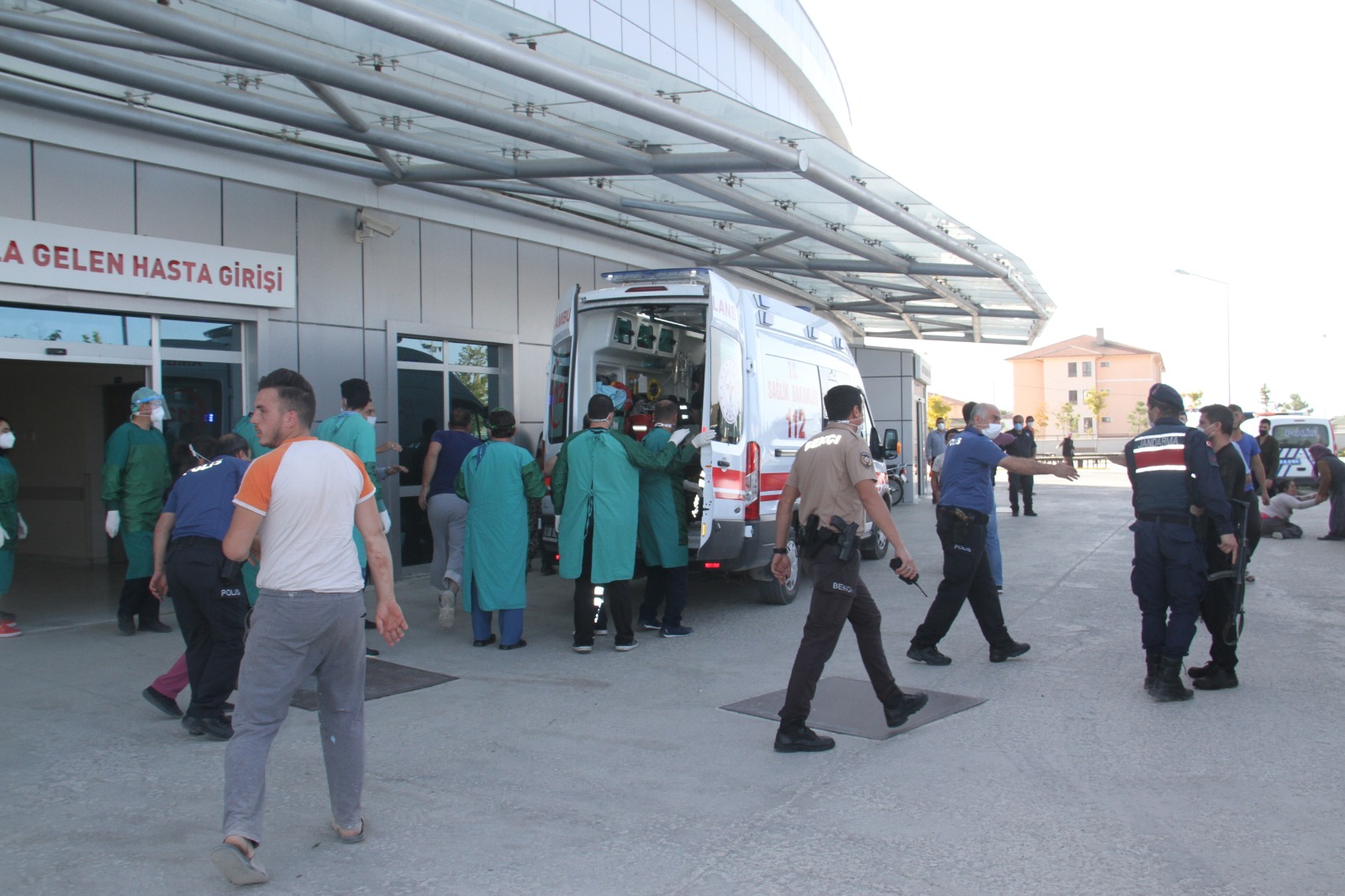 Konya’da 2 aile arasında silahlı kavga: 2 ölü, 5 yaralı
