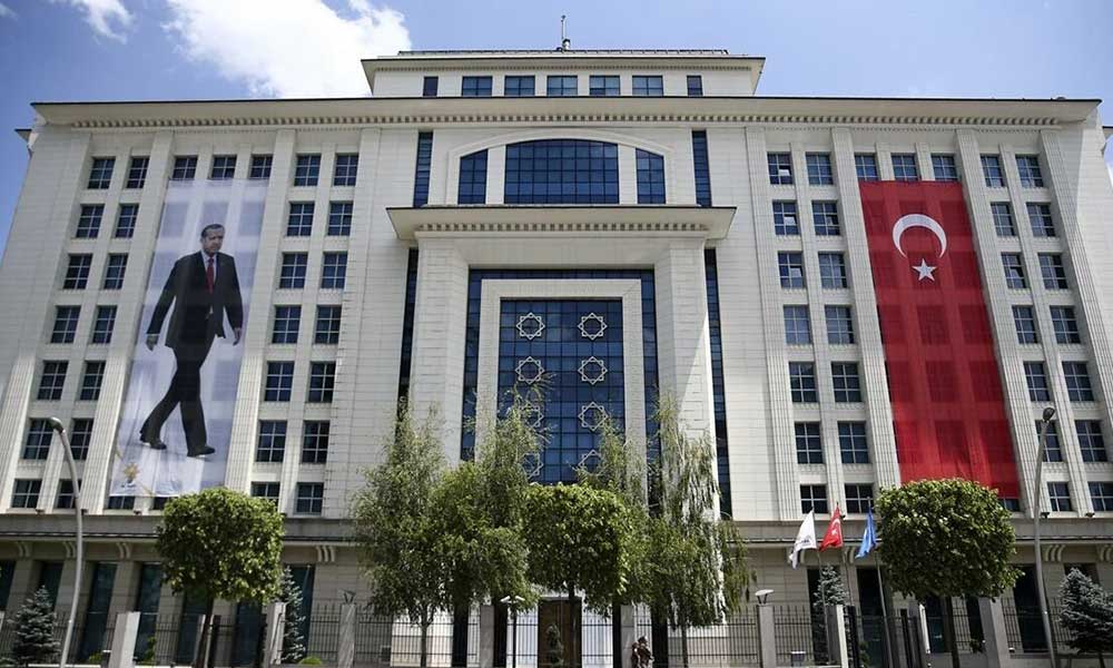 AKP İstanbul teşkilatında deprem! 22 ilçe başkanı görevden alındı