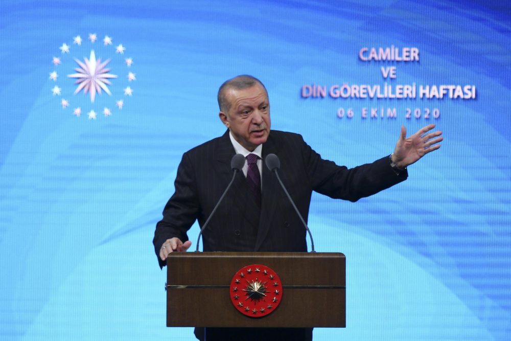Erdoğan: Macron’un açıklaması saygısızlıktan öte açık bir provokasyondur