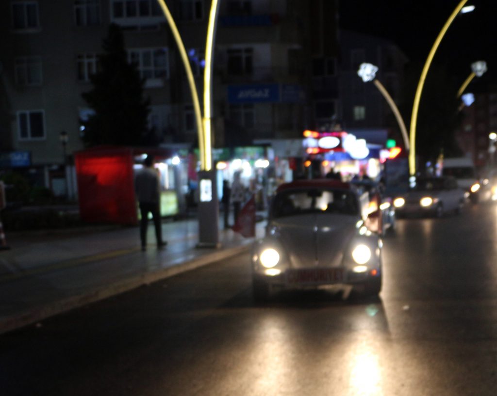 Klasik otomobil tutkunlarından Cumhuriyet Bayramı turu