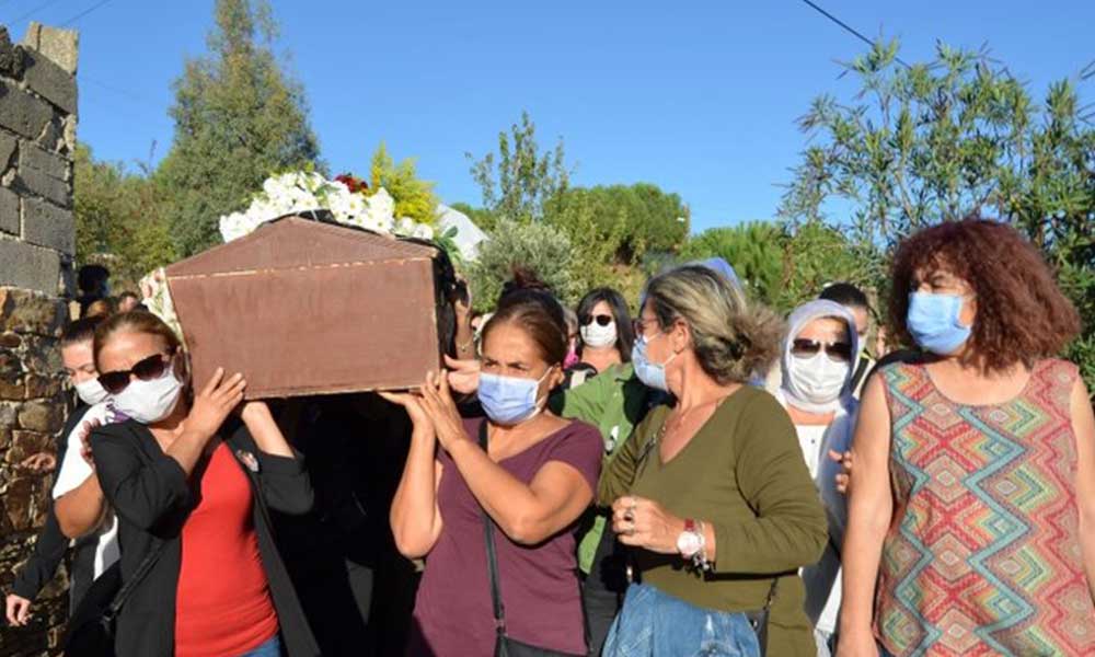 Hatice Tusu kadınların omuzlarında son yolculuğuna uğurlandı