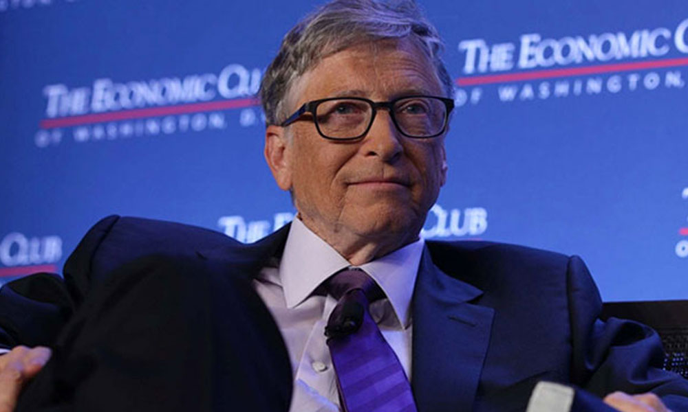 Bill Gates açıkladı: İşte hayatın normale döneceği tarih