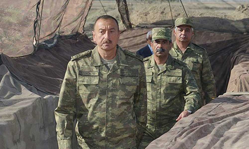 Aliyev, Azeri ordusunun ele geçirdiği bölgeleri ziyaret etti