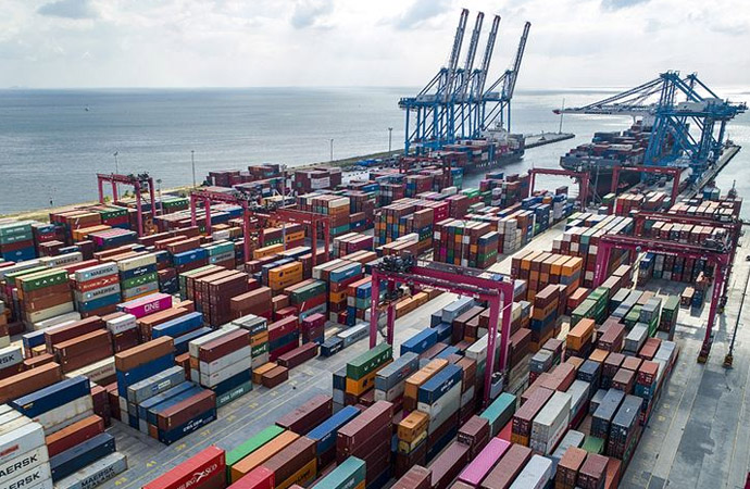 Dış ticaret açığı Aralık’ta yüzde 3,0 azaldı