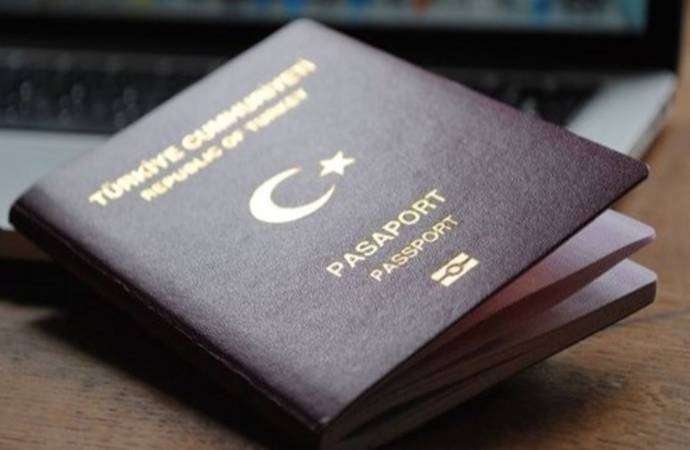 7 bin 312 yabancı uyruklu para ödeyerek Türk vatandaşlığına geçti