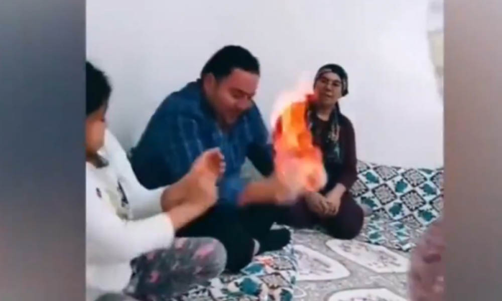 TikTok videosu uğruna, çocuklarının gözleri önünde eşinin ellerini yaktı