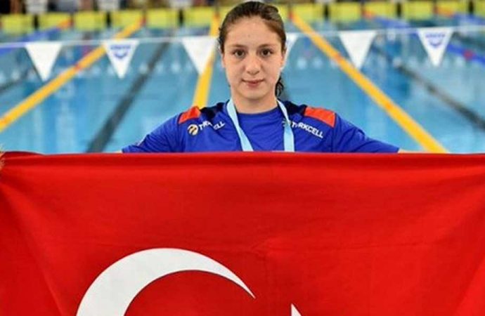 Merve’nin büyük başarısı… Bir Türk sporcusu ilk kez dünya rekoru kırdı