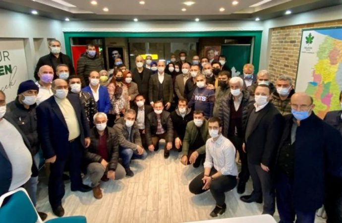 Gelecek Partisi’nde toplu istifa: ‘Ahmet Davutoğlu, adil değil’