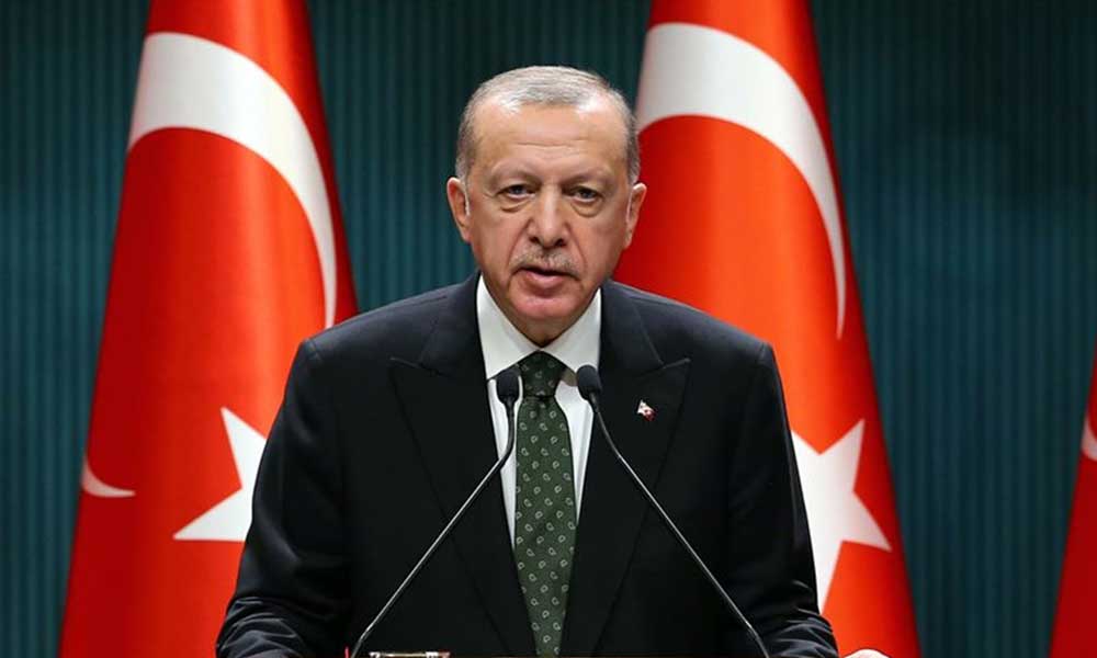 AKP’li Cumhurbaşkanı Erdoğan duyurdu: Yüz yüze eğitime verilen ara uzatıldı