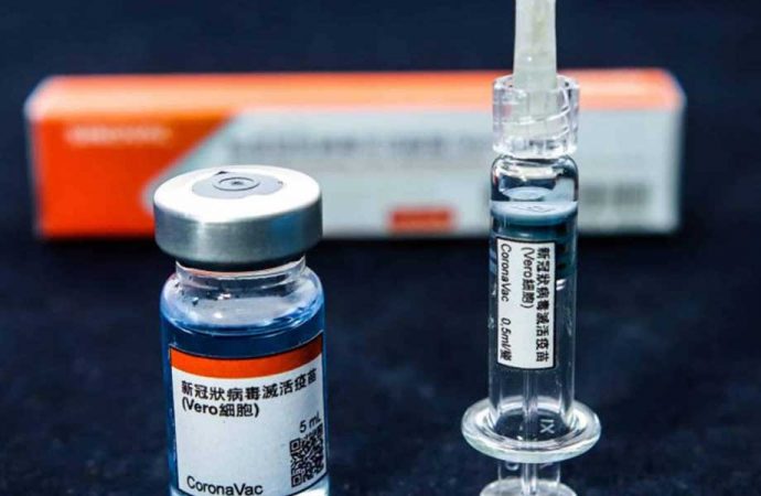 “Çin aşısı CoronaVac’ın sonuçları kafa karıştırdı”