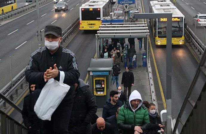 İstanbul’da toplu taşıma yüzde 18.3 azaldı