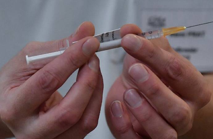 Dolandırıcıların yeni taktiği: Koronavirüs aşıları