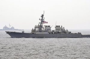Karadeniz’e giren ABD destroyerini, Rusya takibe aldı