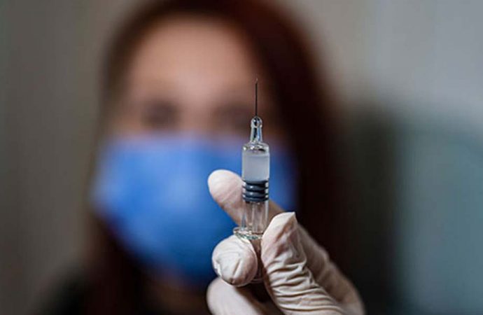 Prof. Dr. Oğuztürk: Alkol ve sigara, koronavirüs aşısında negatif etki oluşturuyor