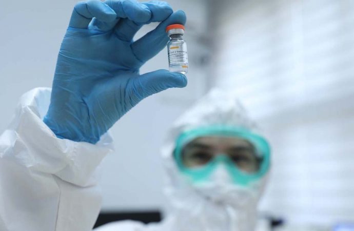 Bilim Kurulu üyelerinden ‘aşı dolandırıcılığı’ uyarısı