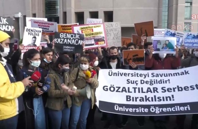 Boğaziçi protestosu sonrası gözaltına alınan öğrencilerden 21’i hastaneye sevk edildi