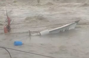 Hatay’da sağanak yağış: Tekneler zarar gördü