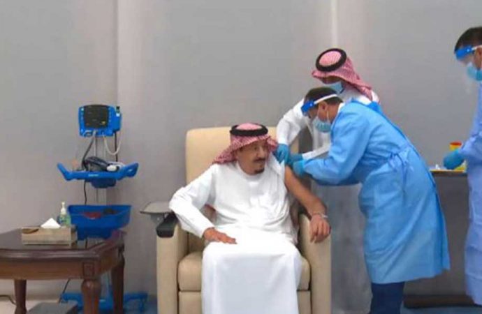 S.Arabistan Kralı Salman, koronavirüs aşısı vuruldu