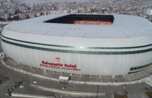 Fenerbahçe Sivasspor karşılaşması öncesi stadyum zemininde ilginç görüntü