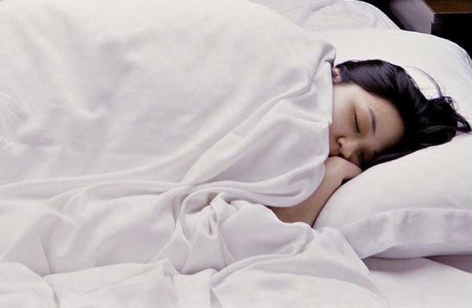 Koronavirüs için yeni uyarı: Uyku eksikliği ölüm riskini artırıyor